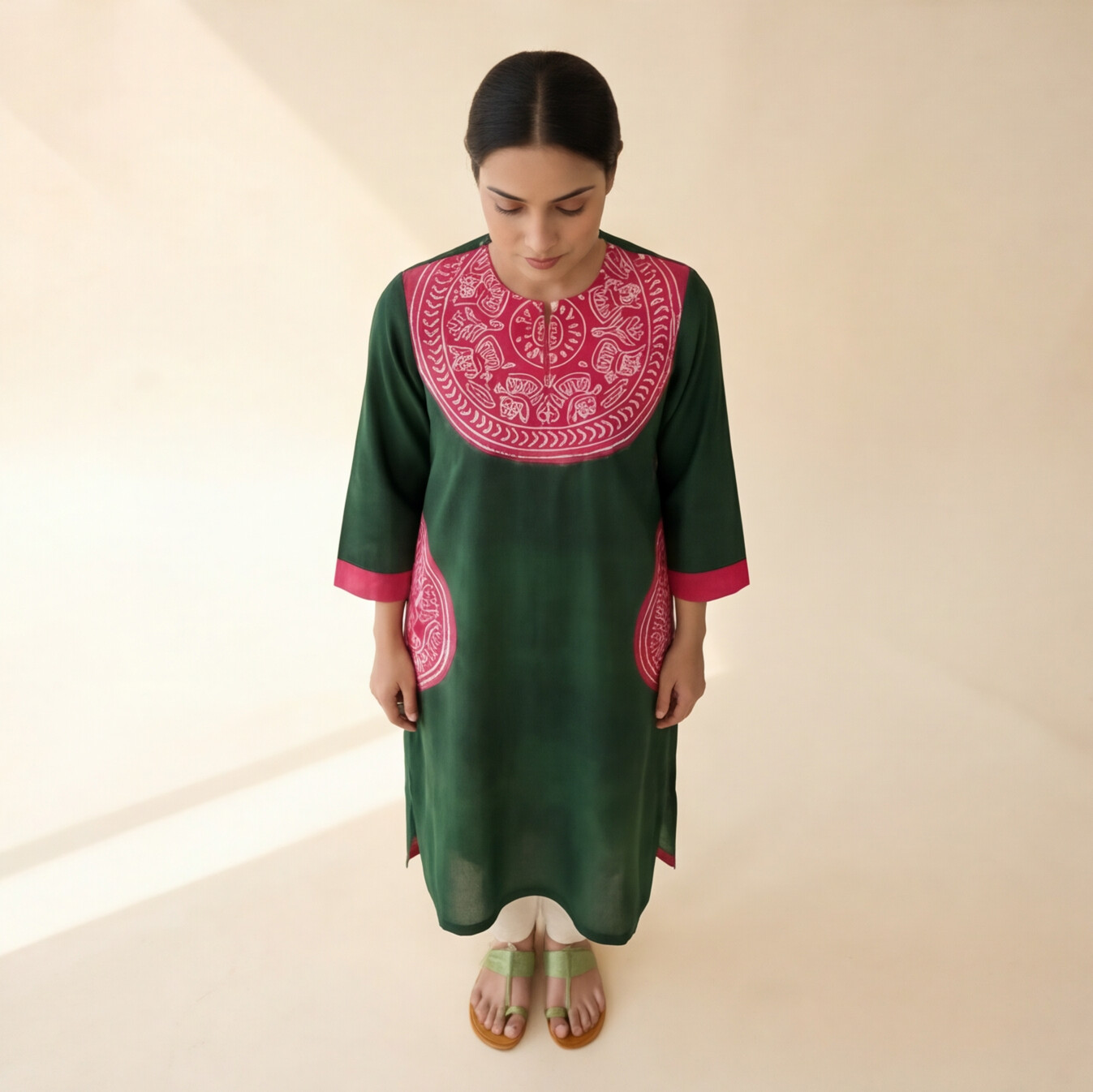 Women's Premium Emerald Green Cotton Embroidered Kurta Set